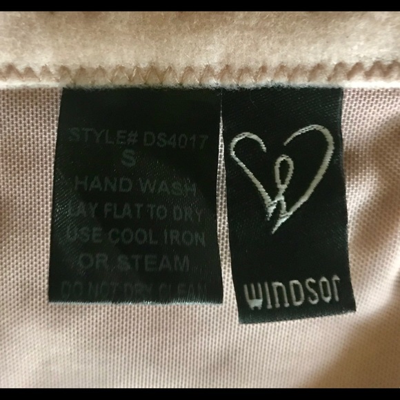 Barbiecore corset hand sewn rhinestones, sequins & beads - Picture 5 of 8